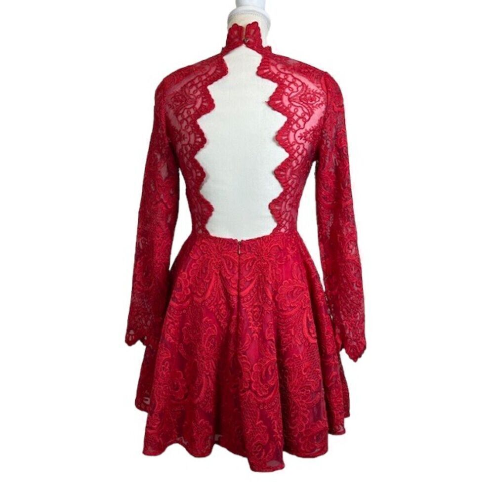 Saylor Raspberry Rita Mini Dress Open Back‎ Mock Neck Lacy Lined Size Small - Picture 5 of 15